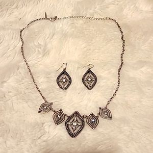 Antique jewelry set